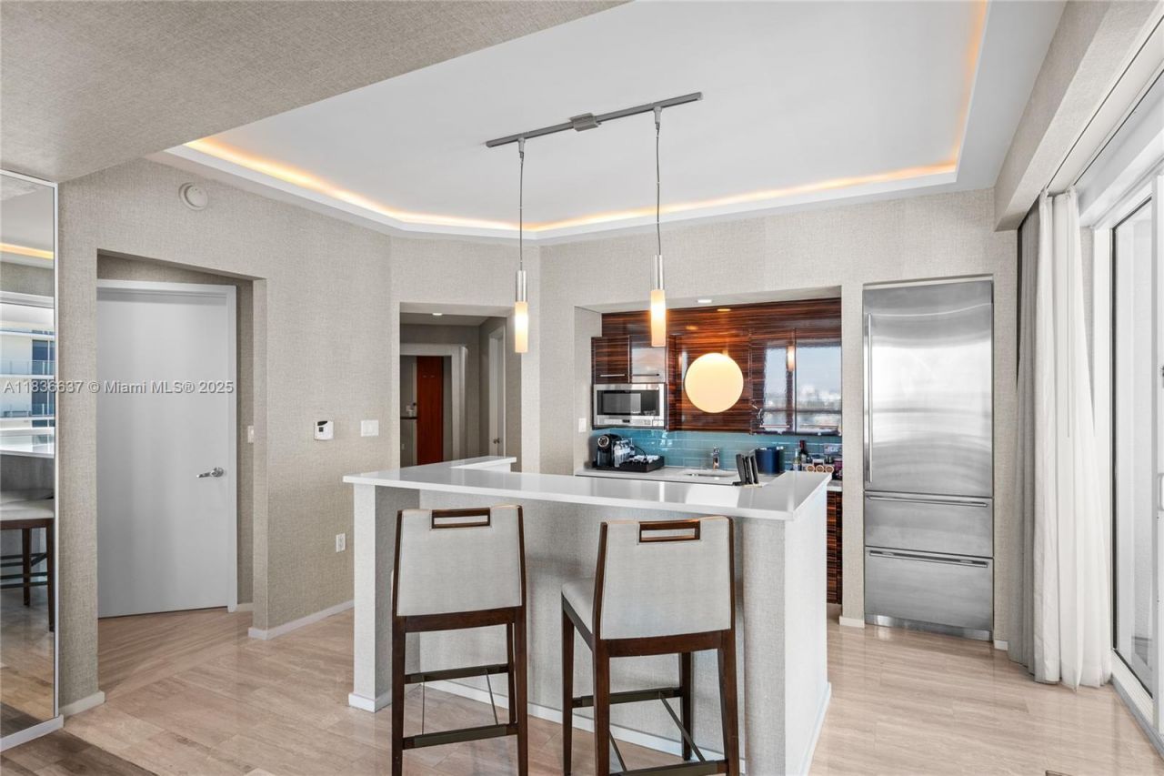 551 N Fort Lauderdale Beach Blvd, Unit R2205, Fort Lauderdale, FL 33304 Photo