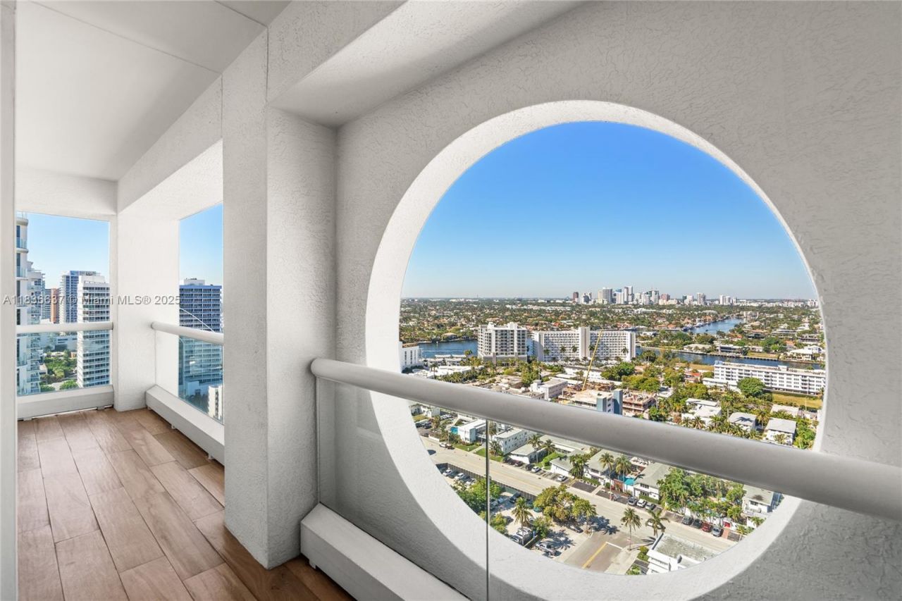 551 N Fort Lauderdale Beach Blvd, Unit R2205, Fort Lauderdale, FL 33304 Photo