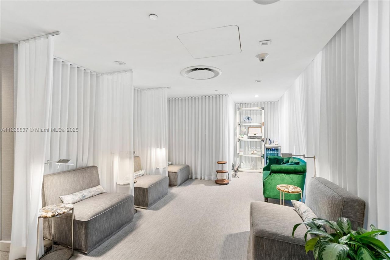 551 N Fort Lauderdale Beach Blvd, Unit R2205, Fort Lauderdale, FL 33304 Photo