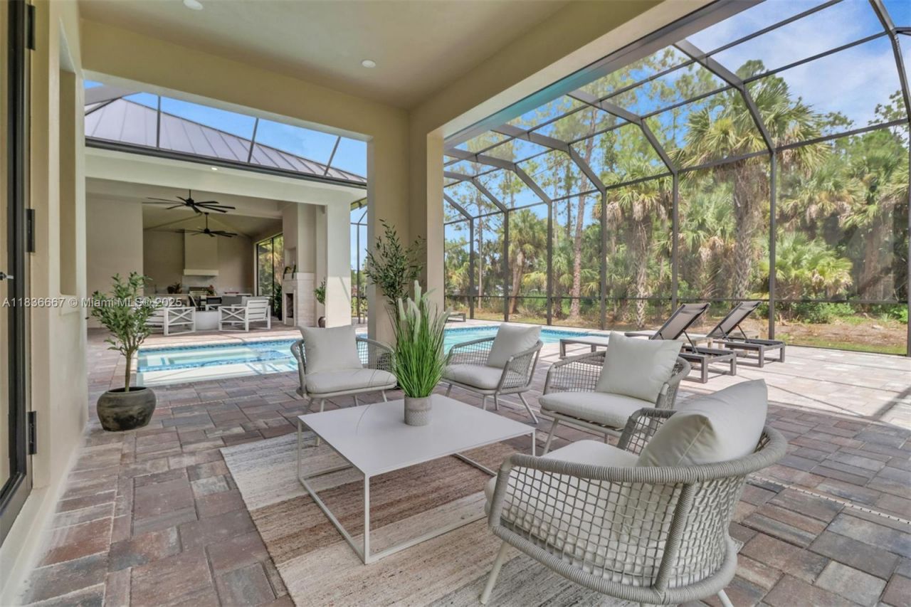 524 13th St Sw, Naples, FL 34117 Photo