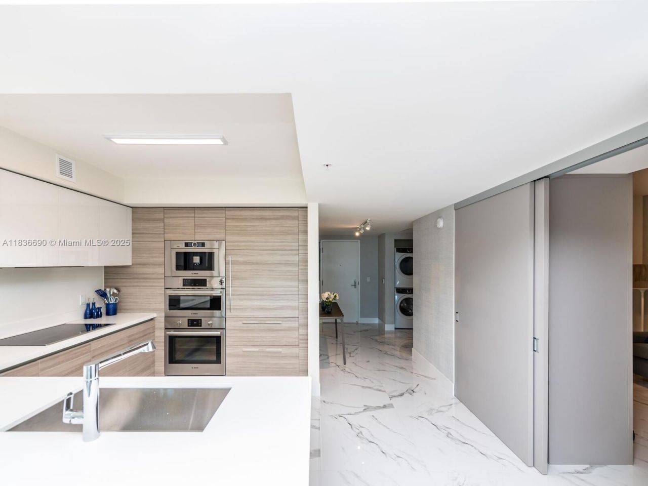 300 Sunny Isles Blvd, Unit 5-1605, Sunny Isles Beach, FL 33160 Photo