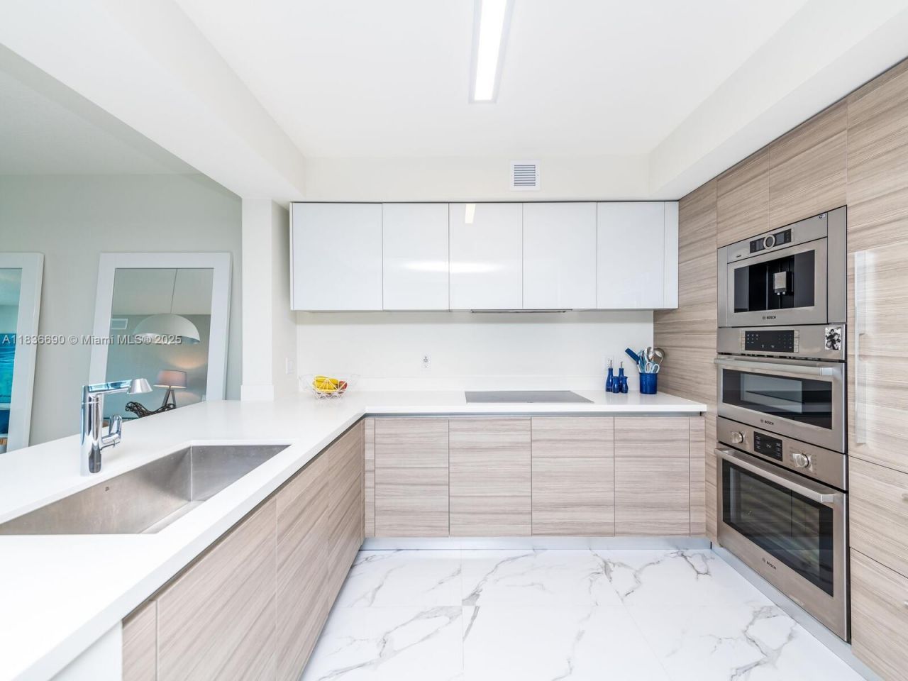 300 Sunny Isles Blvd, Unit 5-1605, Sunny Isles Beach, FL 33160 Photo