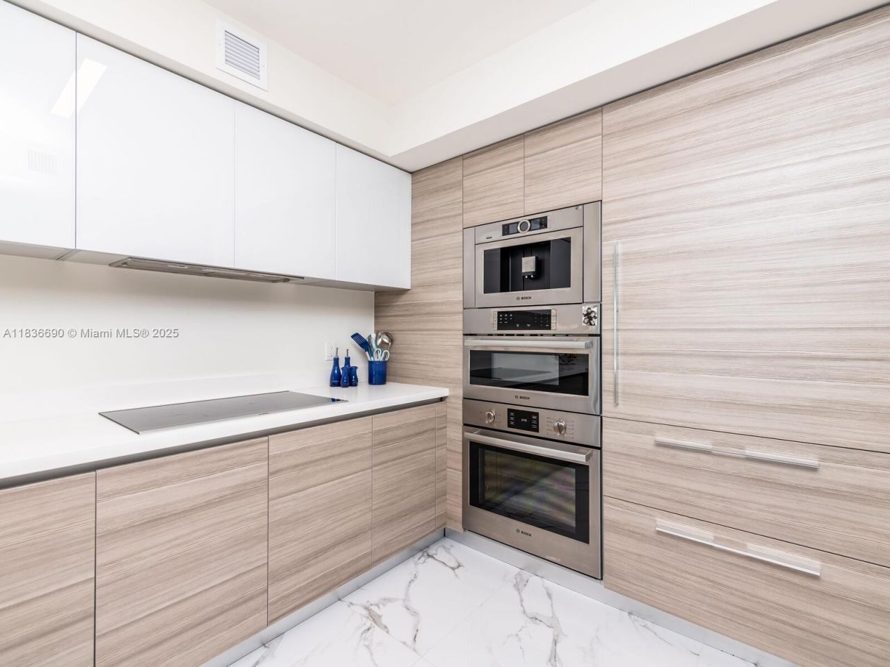 300 Sunny Isles Blvd, Unit 5-1605, Sunny Isles Beach, FL 33160 Photo