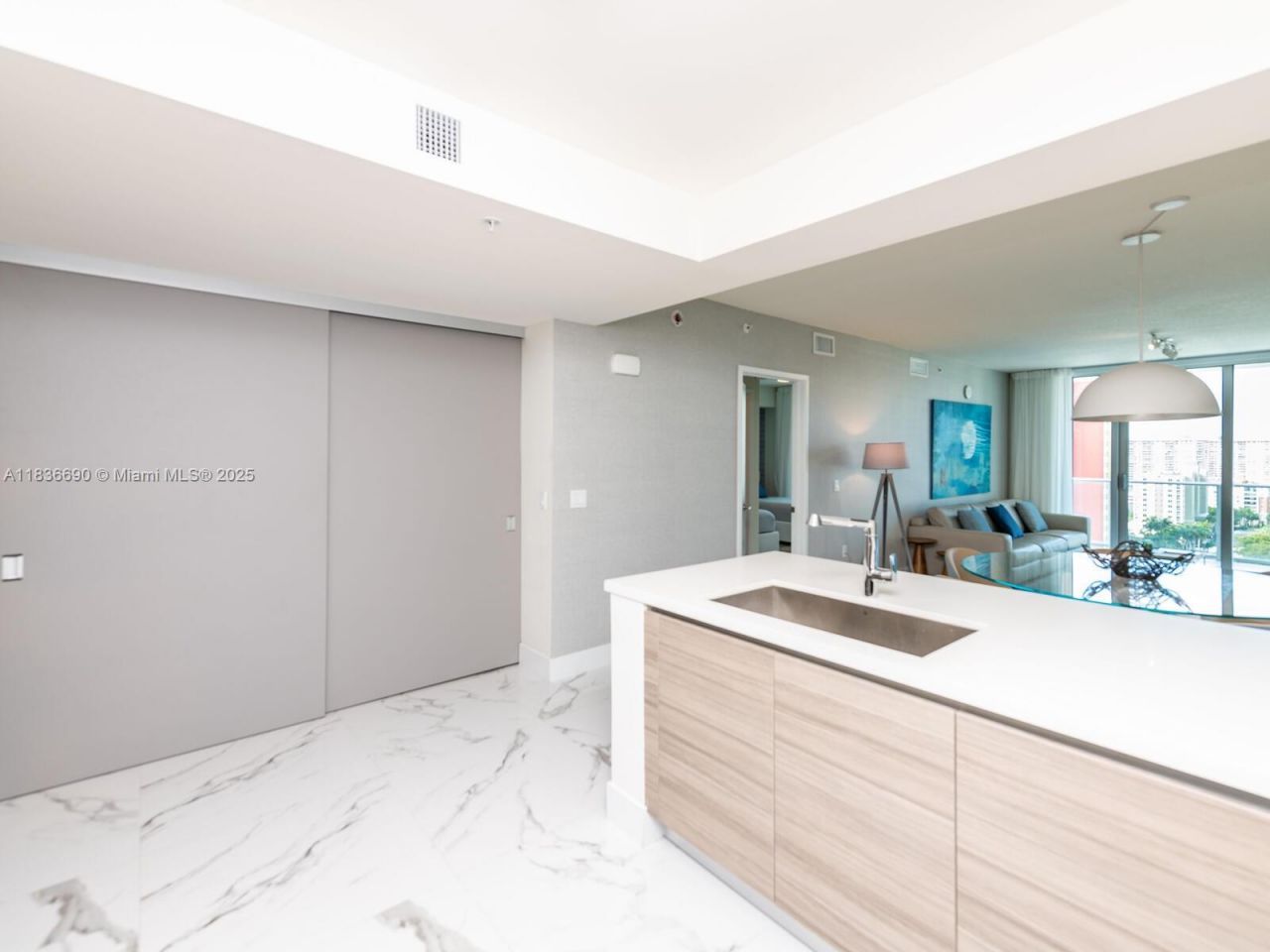 300 Sunny Isles Blvd, Unit 5-1605, Sunny Isles Beach, FL 33160 Photo