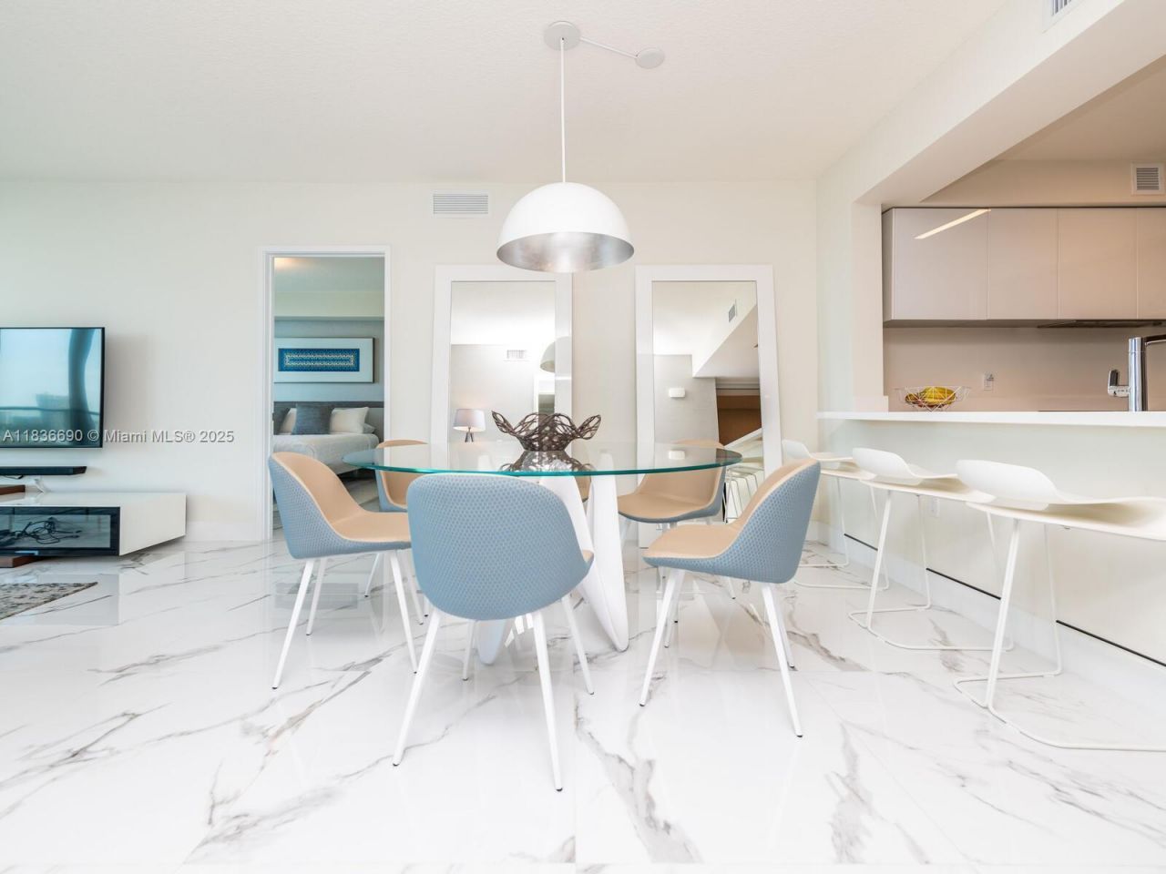 300 Sunny Isles Blvd, Unit 5-1605, Sunny Isles Beach, FL 33160 Photo