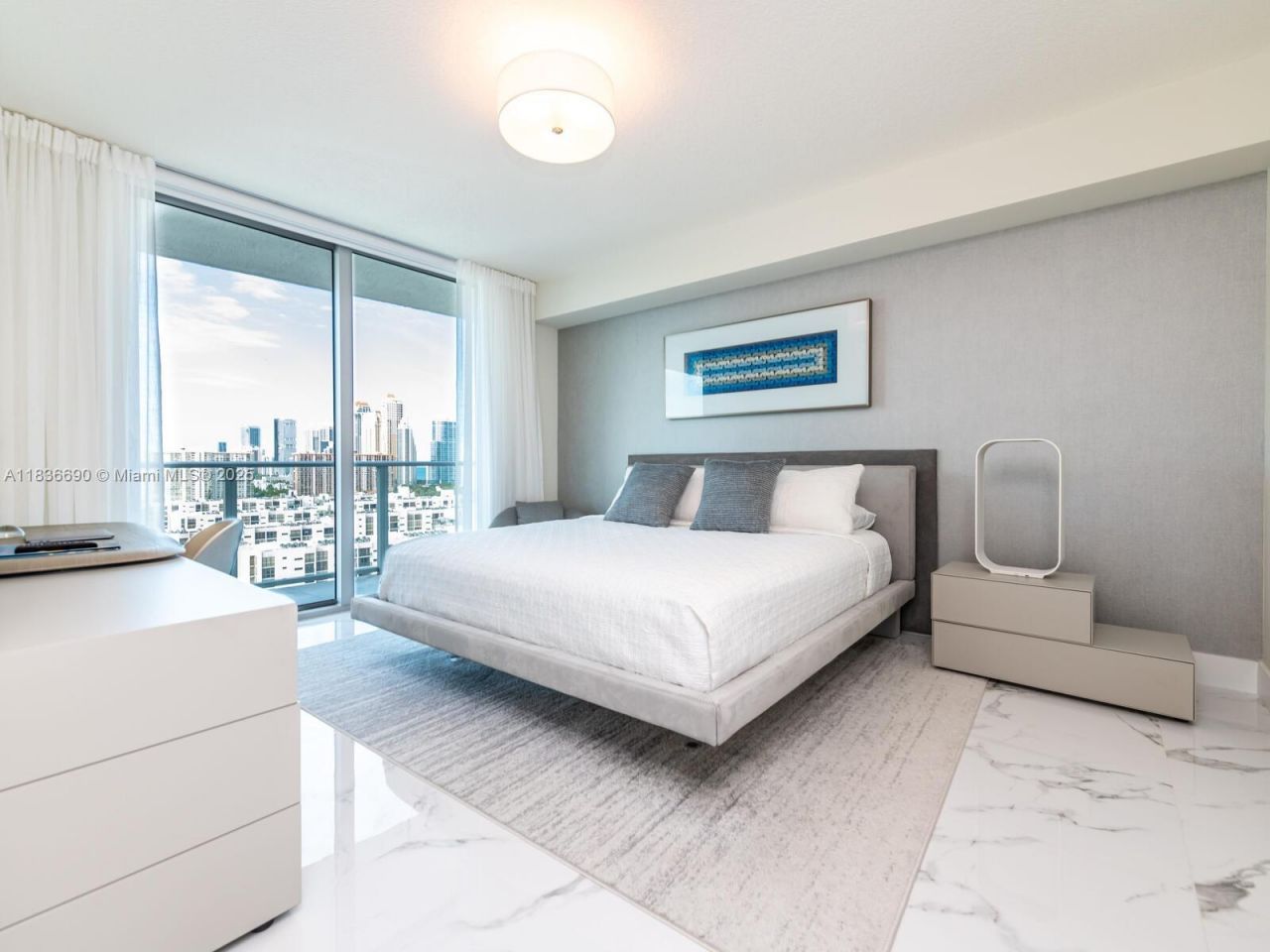 300 Sunny Isles Blvd, Unit 5-1605, Sunny Isles Beach, FL 33160 Photo