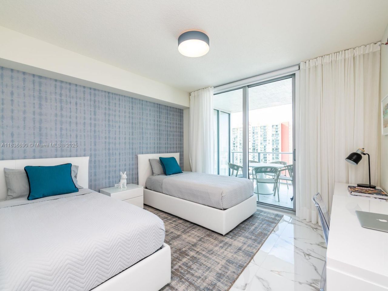 300 Sunny Isles Blvd, Unit 5-1605, Sunny Isles Beach, FL 33160 Photo