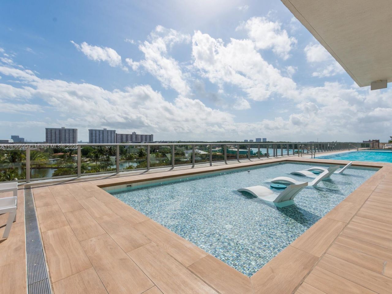 300 Sunny Isles Blvd, Unit 5-1605, Sunny Isles Beach, FL 33160 Photo