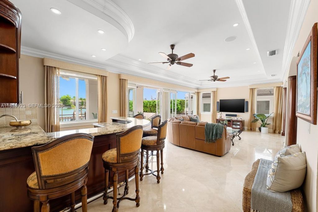 66 S Hibiscus Dr, Miami Beach, FL 33139 Photo