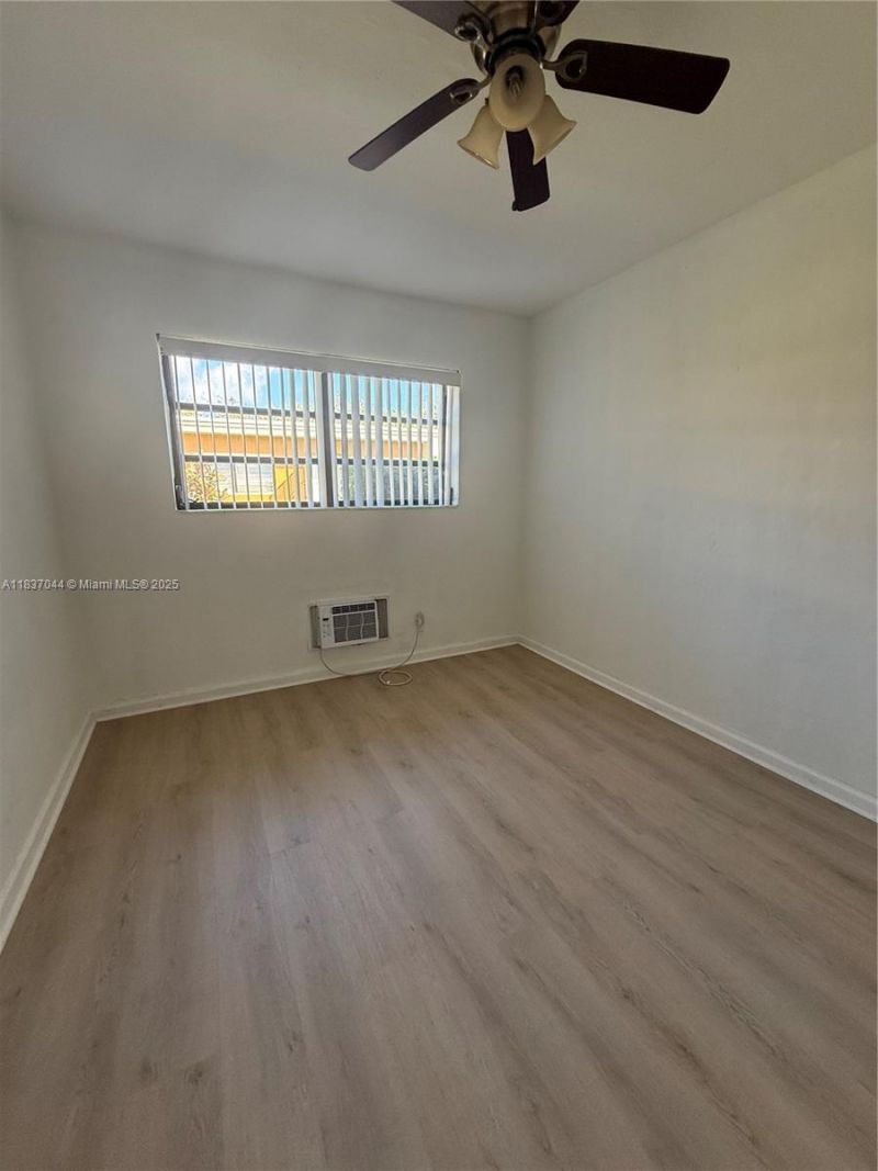 1845 Pembroke Rd, Unit 2-11, Hollywood, FL 33020 Photo