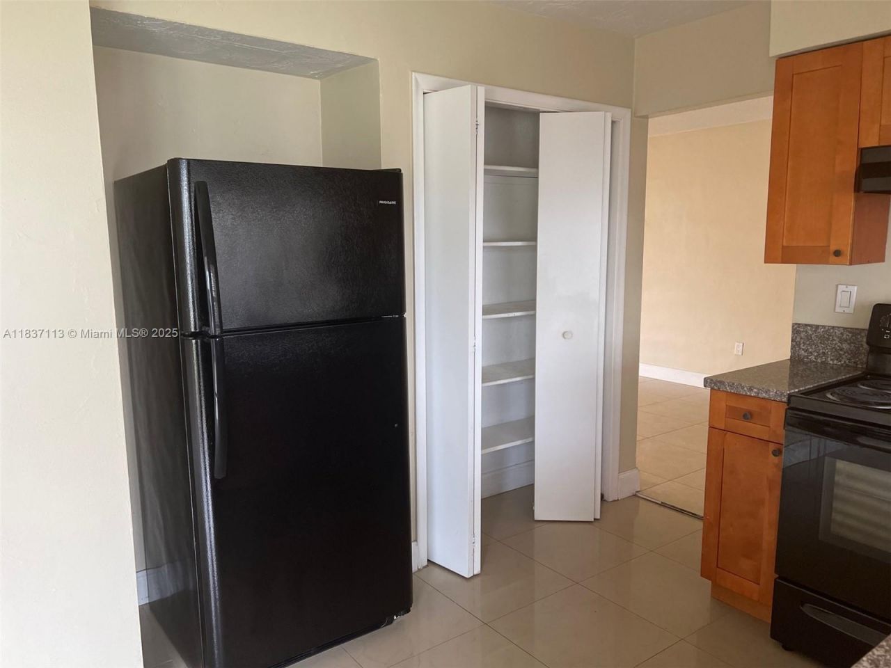 8361 NW 28th Pl, Sunrise, FL 33322 Photo