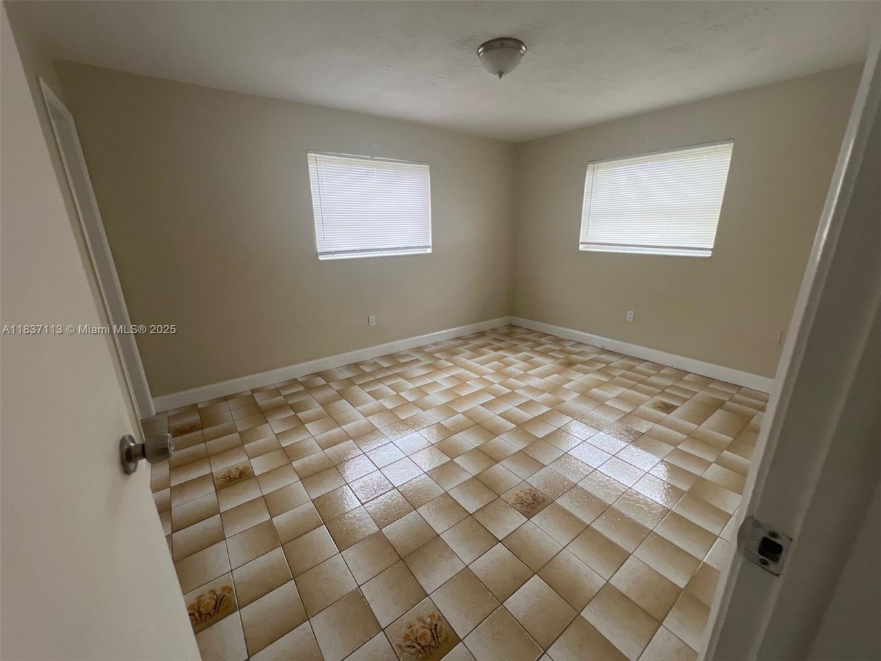 8361 NW 28th Pl, Sunrise, FL 33322 Photo