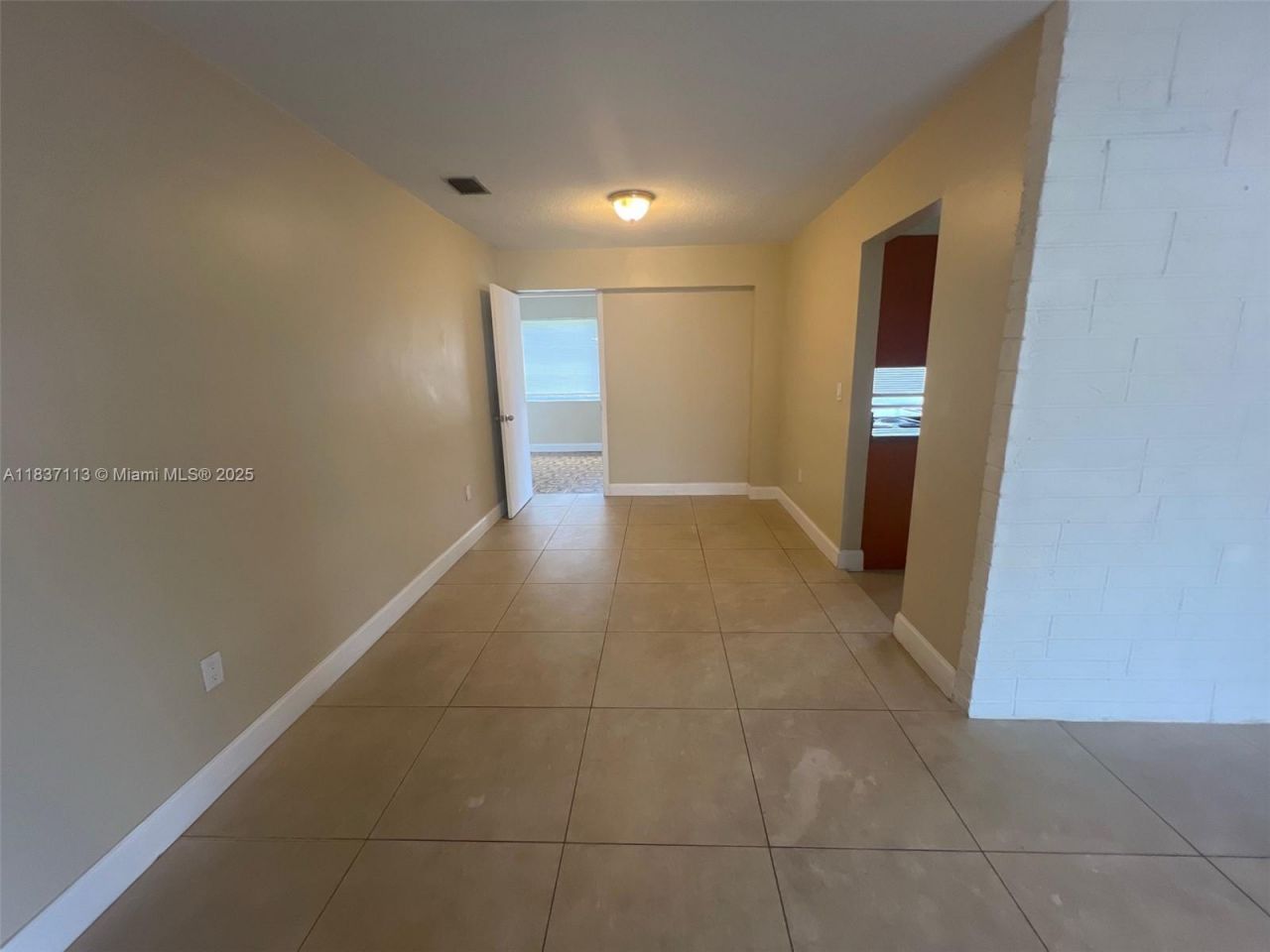 8361 NW 28th Pl, Sunrise, FL 33322 Photo