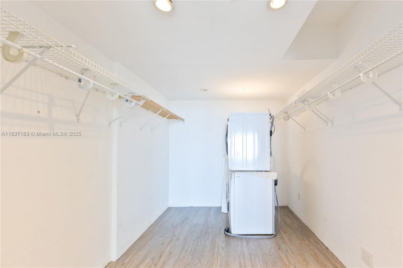 20379 W Country Club Dr, Unit 2636, Aventura, FL 33180 Photo