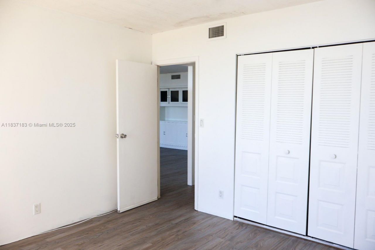 20379 W Country Club Dr, Unit 2636, Aventura, FL 33180 Photo