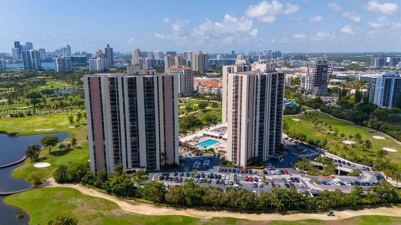 20379 W Country Club Dr, Unit 2636, Aventura, FL 33180 Photo