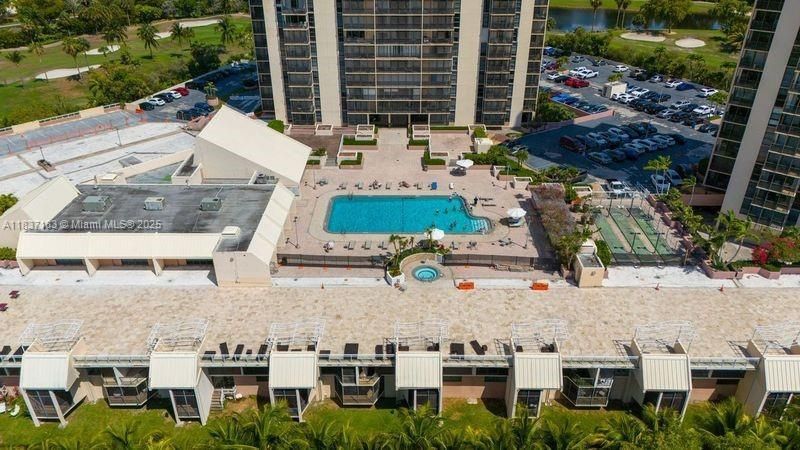 20379 W Country Club Dr, Unit 2636, Aventura, FL 33180 Photo