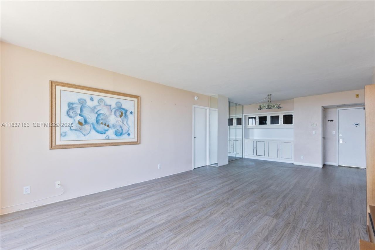 20379 W Country Club Dr, Unit 2636, Aventura, FL 33180 Photo