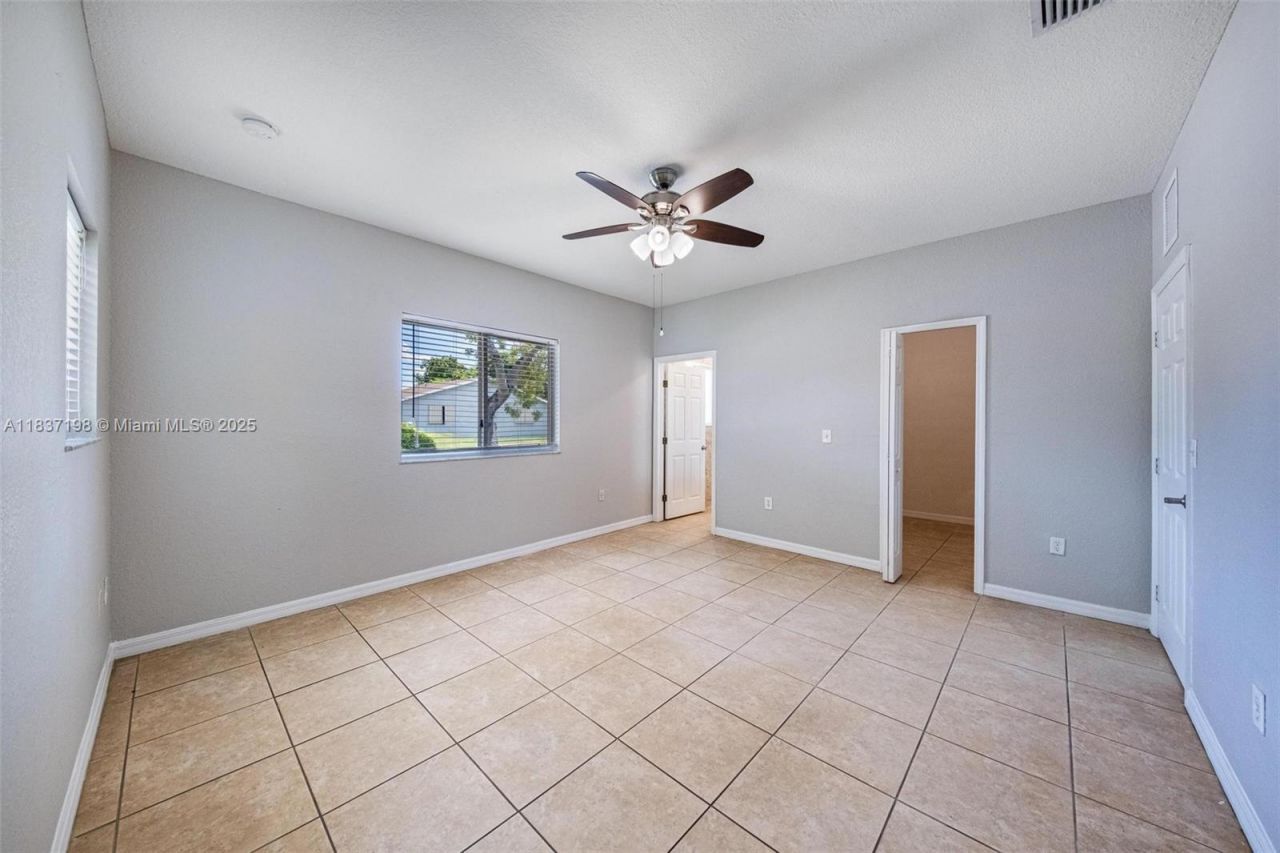 6124 SW 39th St, Miramar, FL 33023 Photo