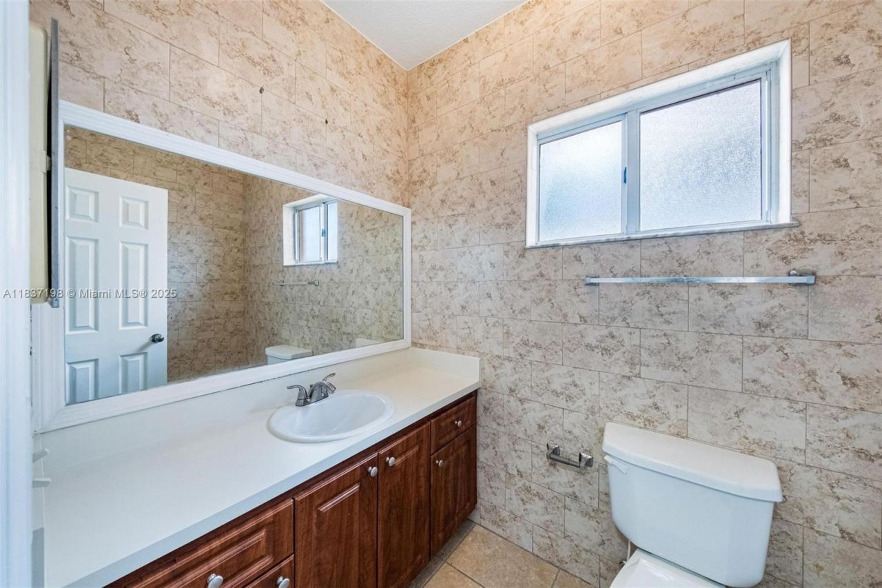 6124 SW 39th St, Miramar, FL 33023 Photo