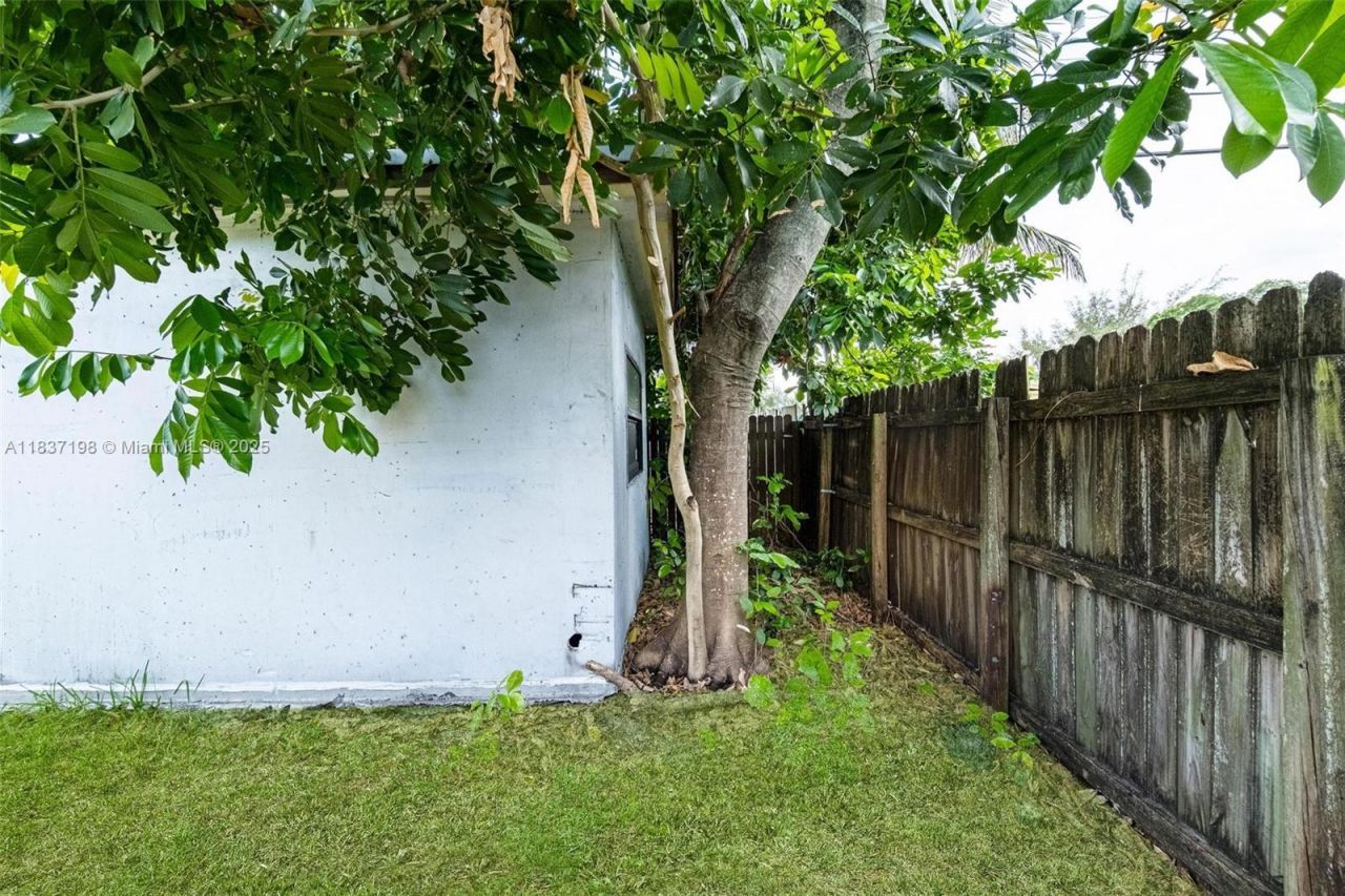 6124 SW 39th St, Miramar, FL 33023 Photo