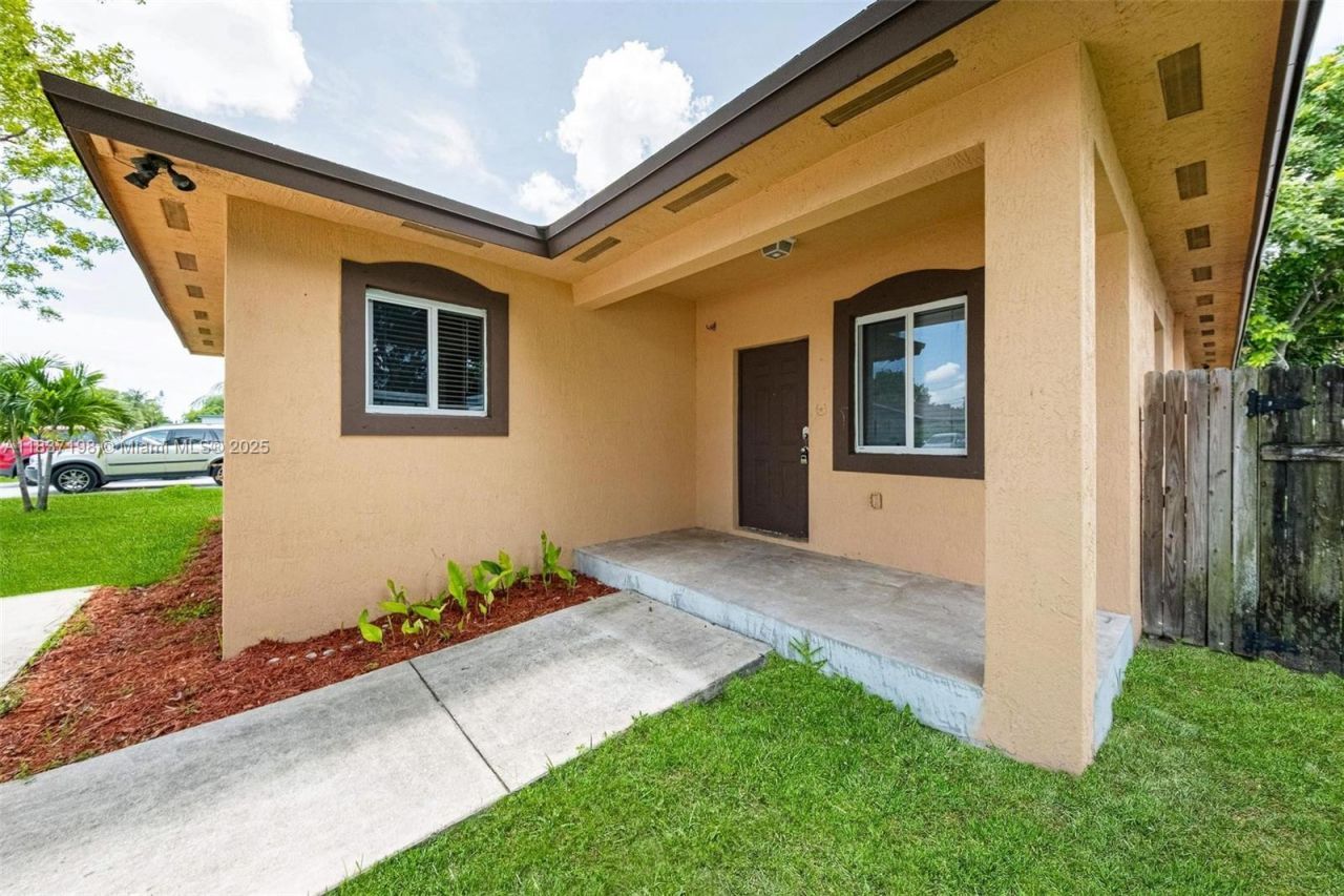 6124 SW 39th St, Miramar, FL 33023 Photo