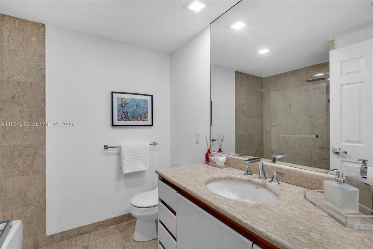 1643 Brickell Ave, Unit 1406, Miami, FL 33129 Photo