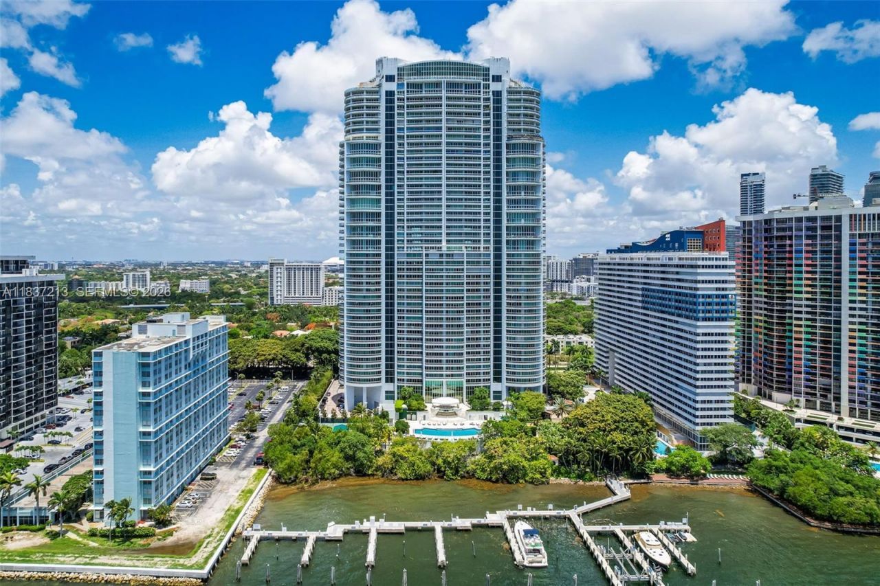 1643 Brickell Ave, Unit 1406, Miami, FL 33129 Photo