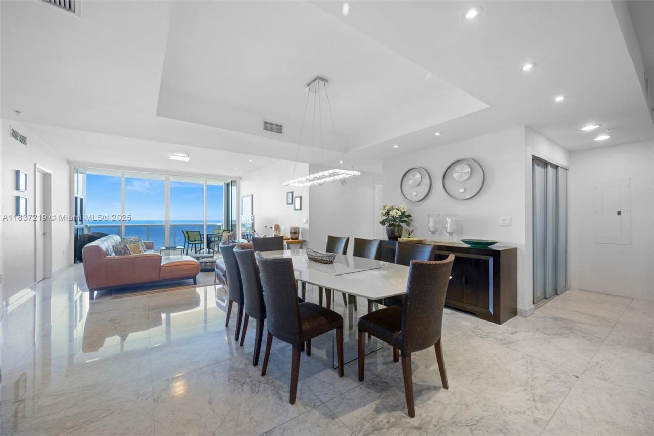 18201 Collins Ave, Unit 1006, Sunny Isles Beach, FL 33160 Photo