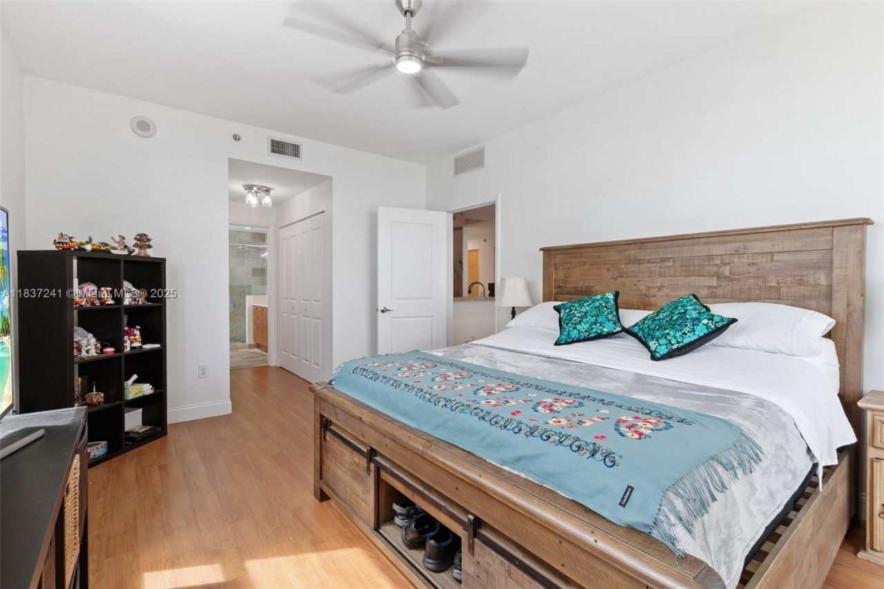 2681 N Flamingo Rd, Unit 2508S, Sunrise, FL 33323 Photo