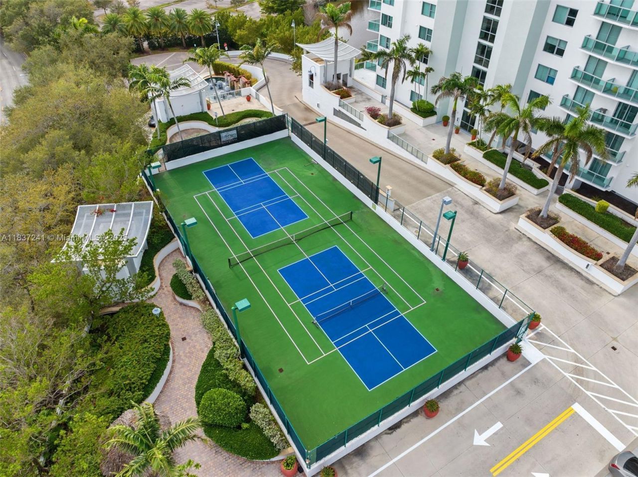 2681 N Flamingo Rd, Unit 2508S, Sunrise, FL 33323 Photo