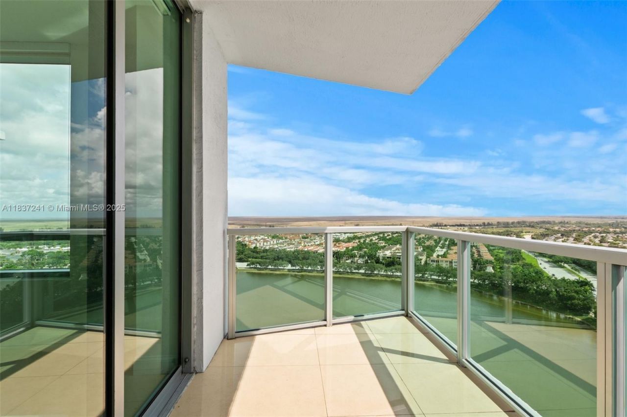 2681 N Flamingo Rd, Unit 2508S, Sunrise, FL 33323 Photo