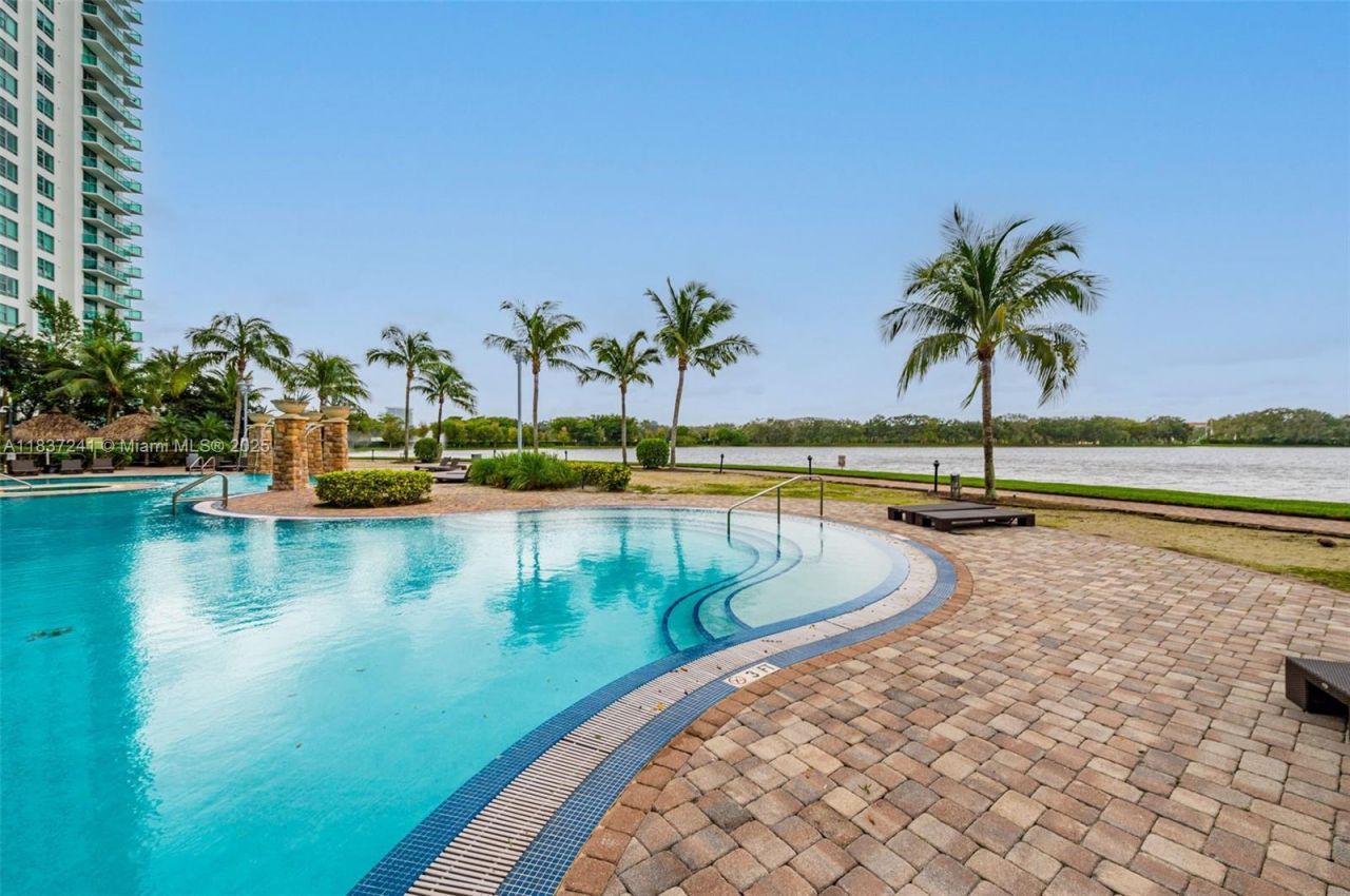 2681 N Flamingo Rd, Unit 2508S, Sunrise, FL 33323 Photo