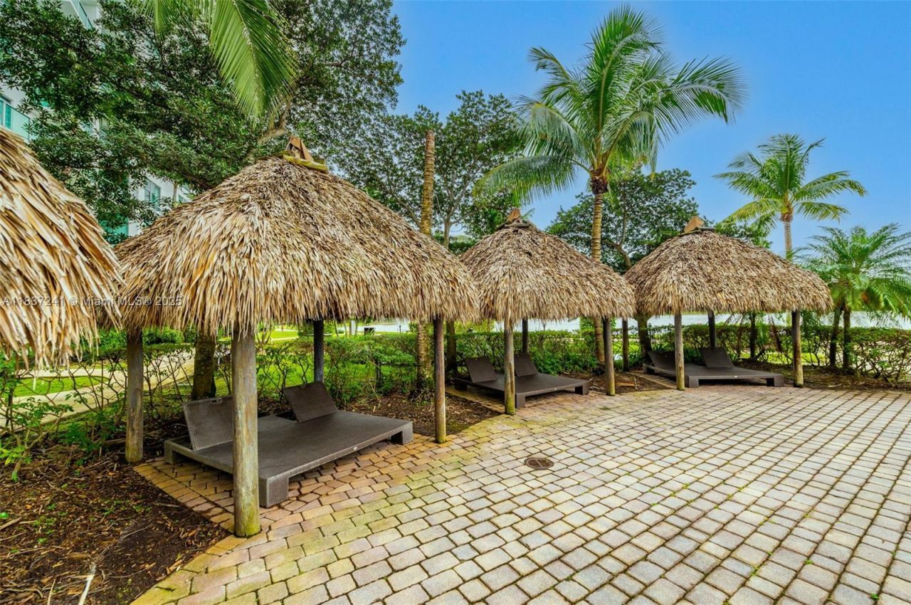 2681 N Flamingo Rd, Unit 2508S, Sunrise, FL 33323 Photo