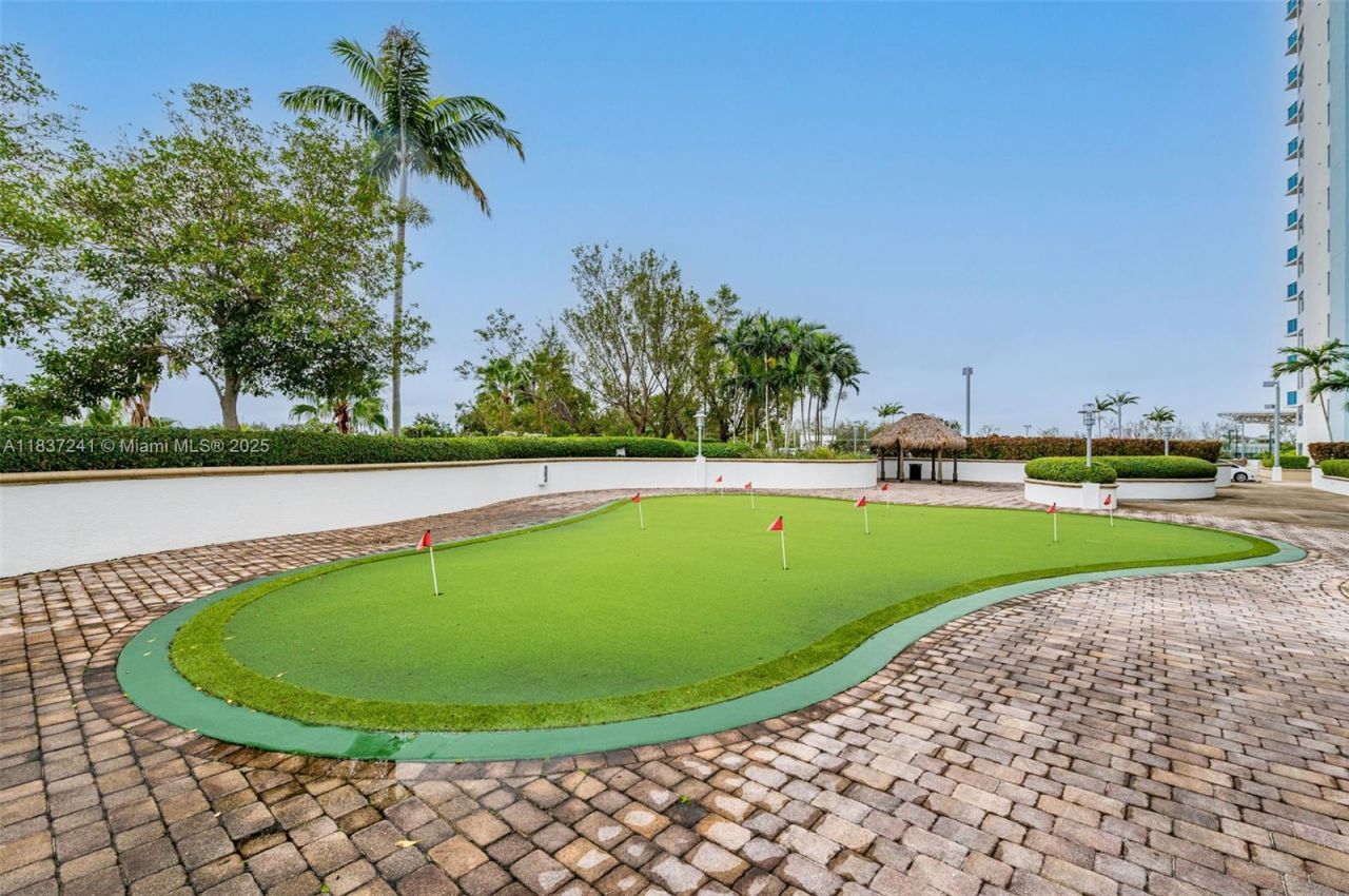 2681 N Flamingo Rd, Unit 2508S, Sunrise, FL 33323 Photo