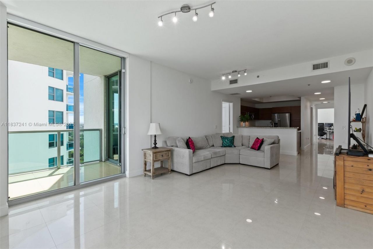 2681 N Flamingo Rd, Unit 2508S, Sunrise, FL 33323 Photo