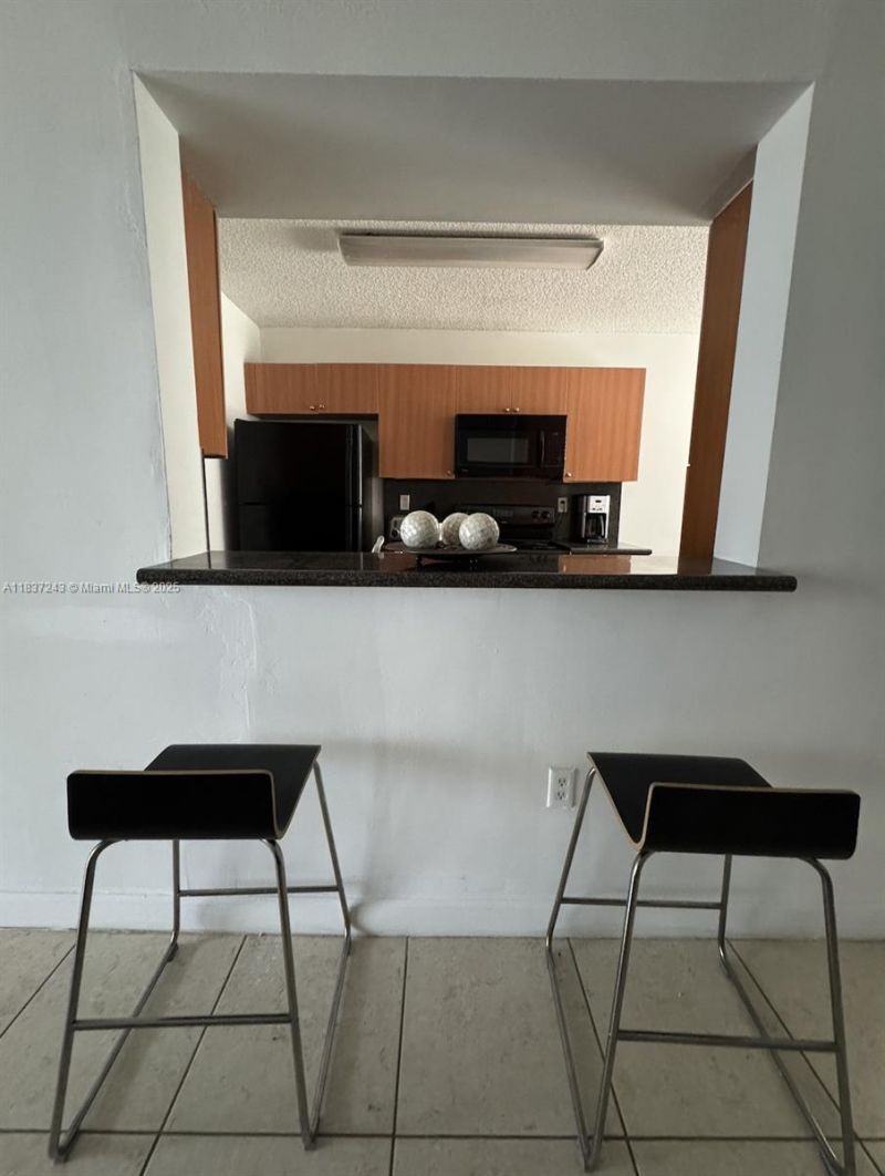 9755 NW 48th Ter, Unit 321, Doral, FL 33178 Photo