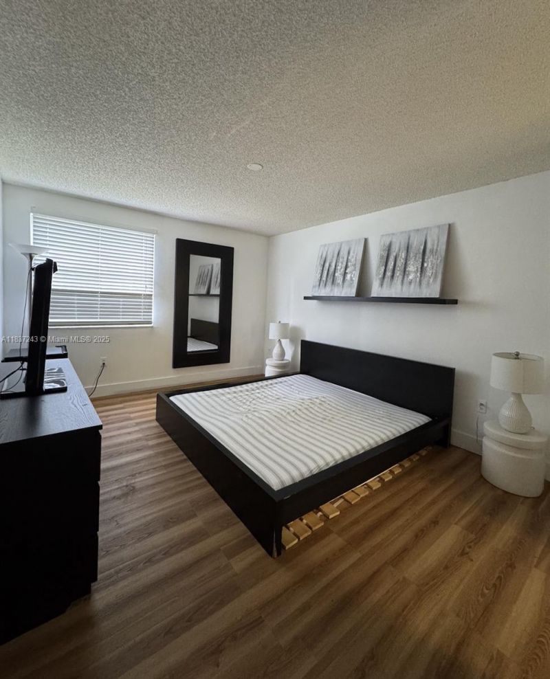 9755 NW 48th Ter, Unit 321, Doral, FL 33178 Photo