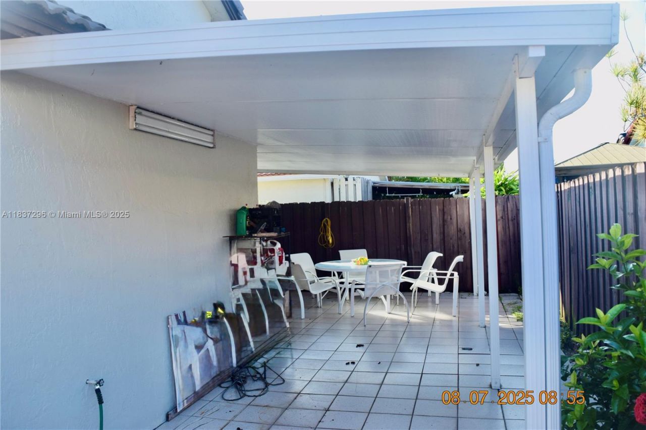 15320 SW 53rd St, Miami, FL 33185 Photo