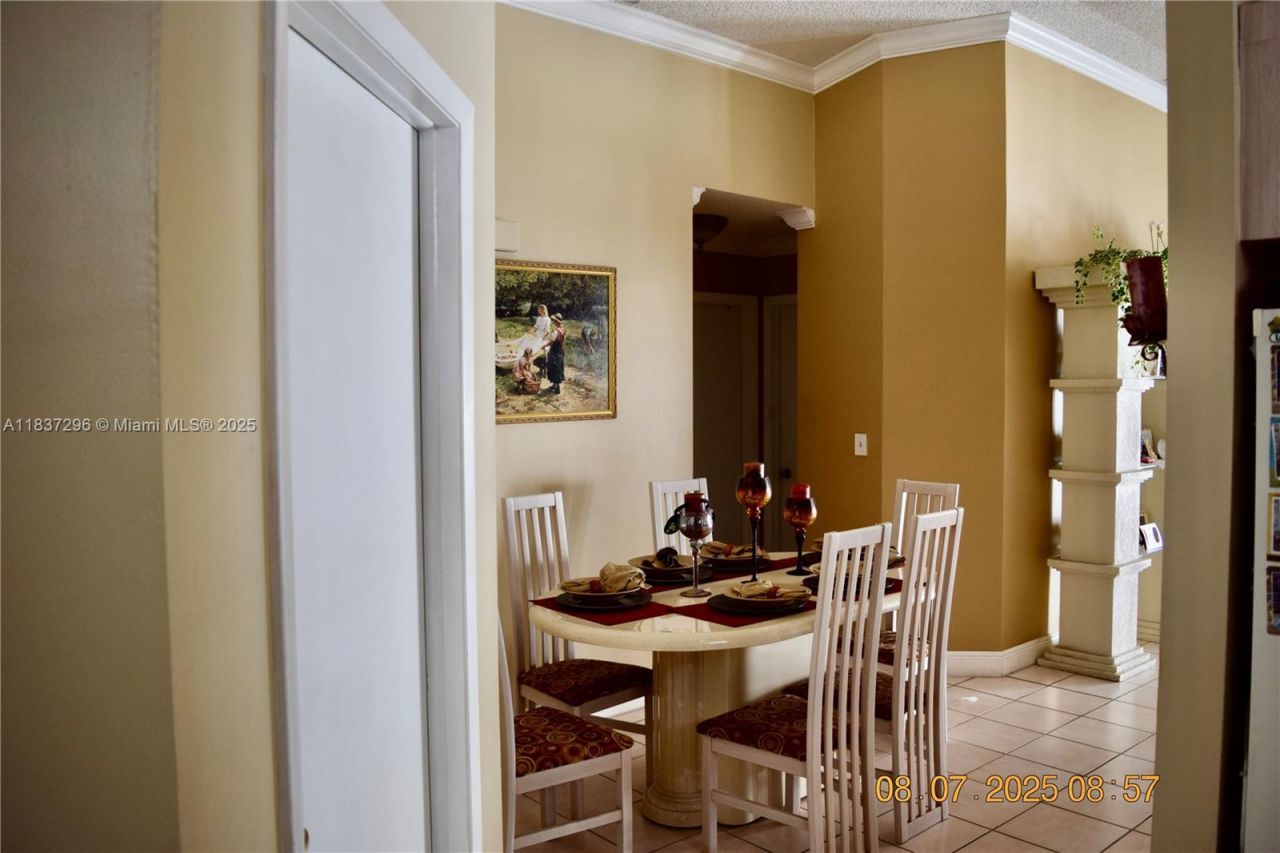 15320 SW 53rd St, Miami, FL 33185 Photo