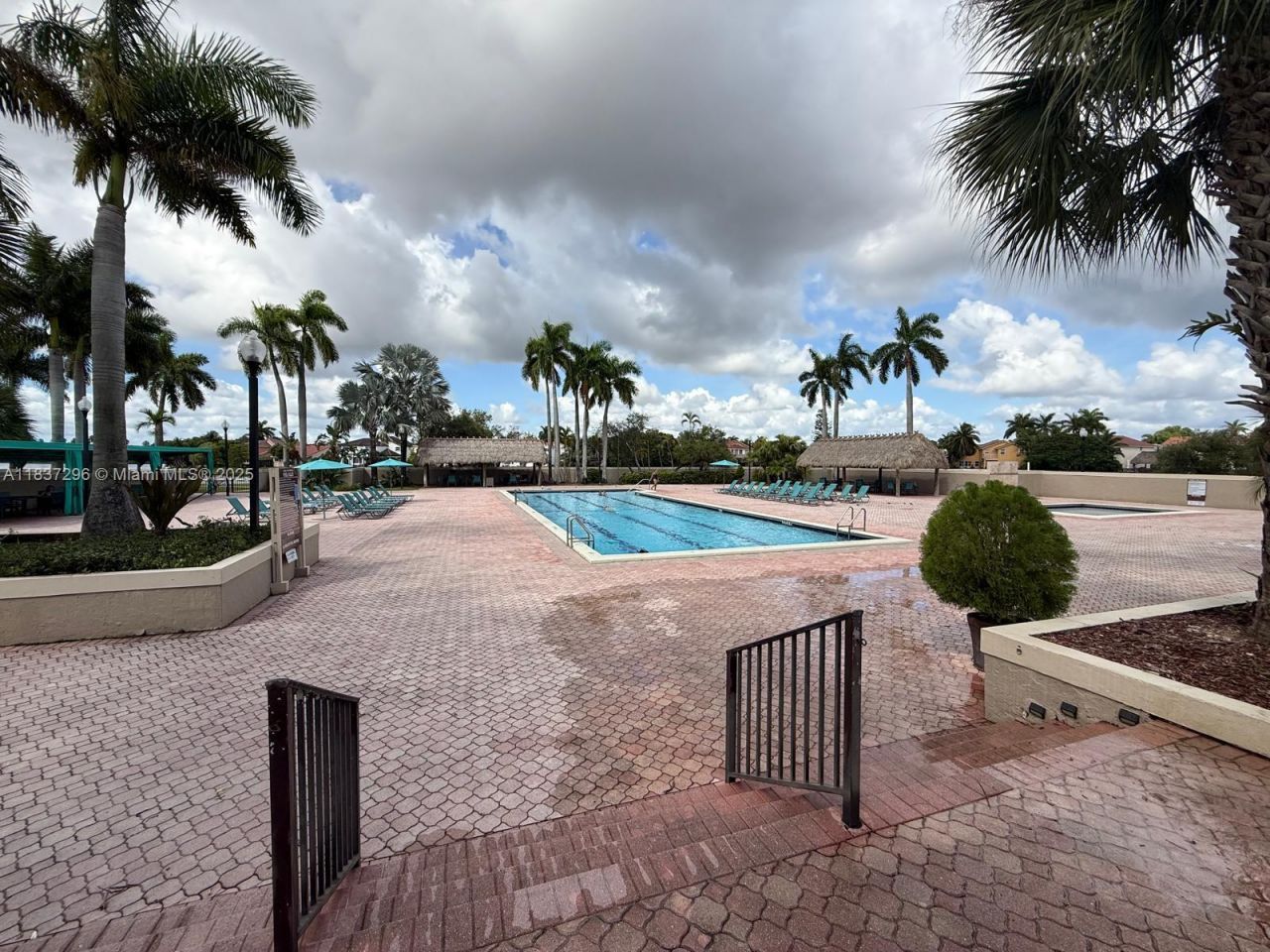 15320 SW 53rd St, Miami, FL 33185 Photo