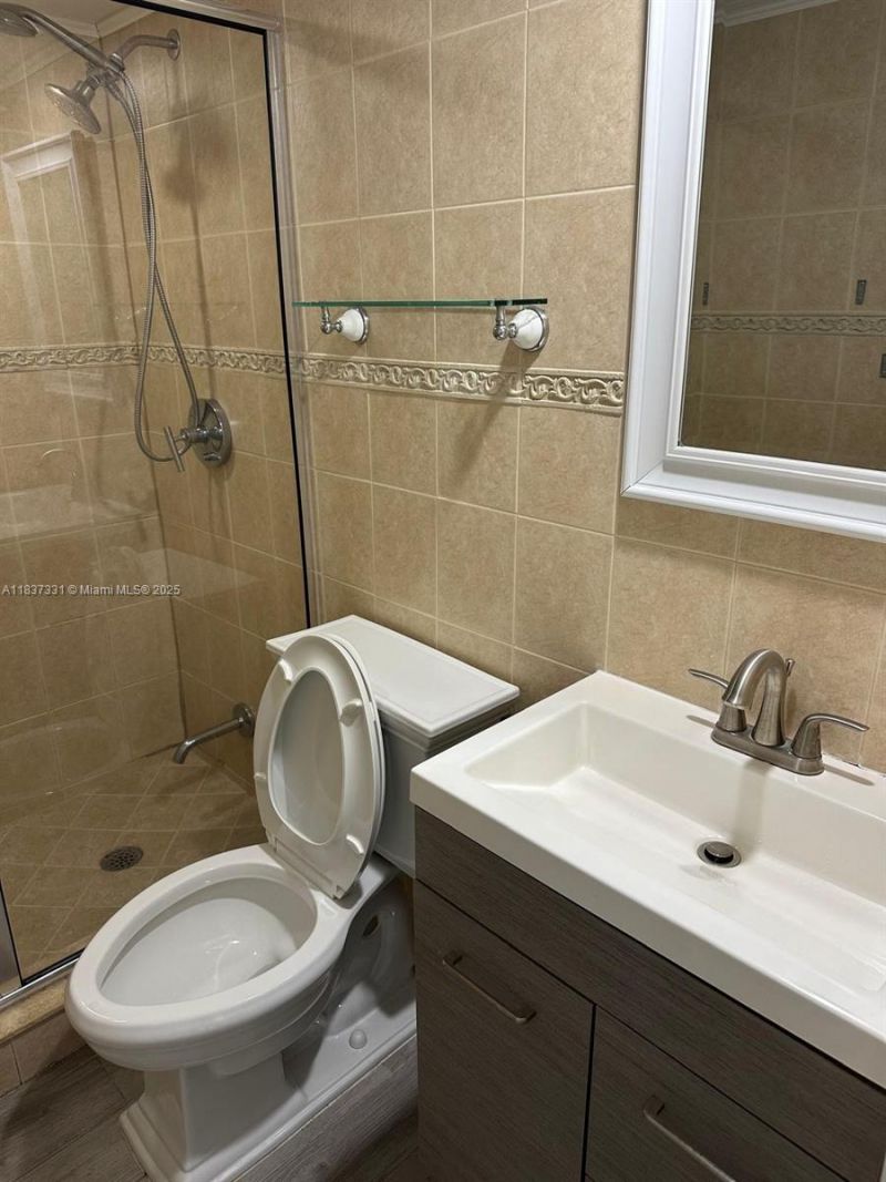 661 N University Dr, Unit 1-201, Pembroke Pines, FL 33024 Photo