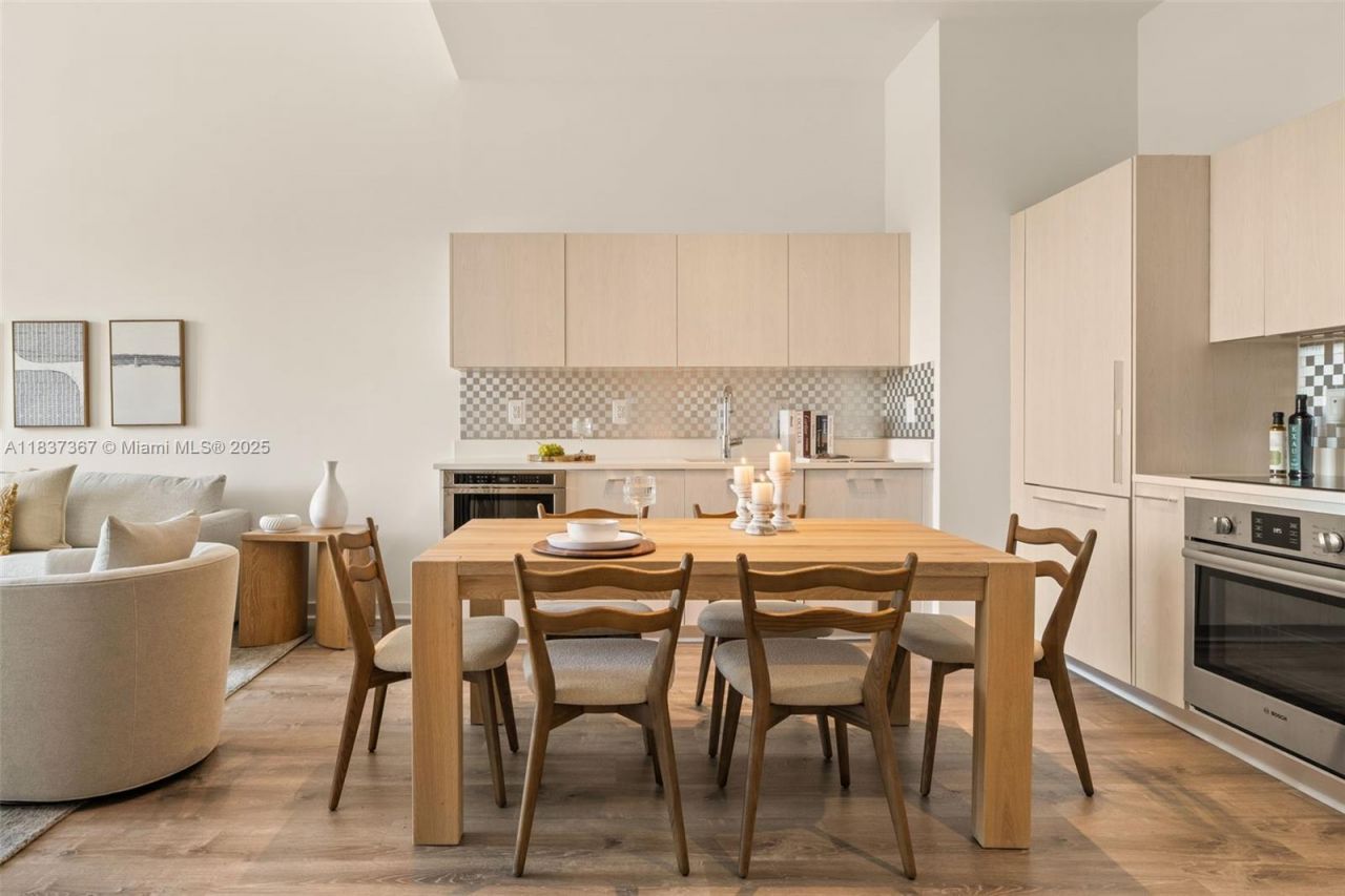 501 NE 31st St, Unit 410, Miami, FL 33137 Photo
