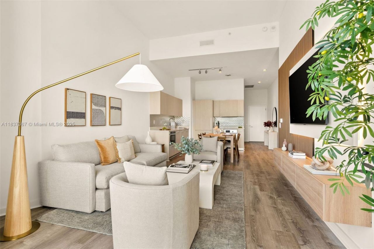 501 NE 31st St, Unit 410, Miami, FL 33137 Photo
