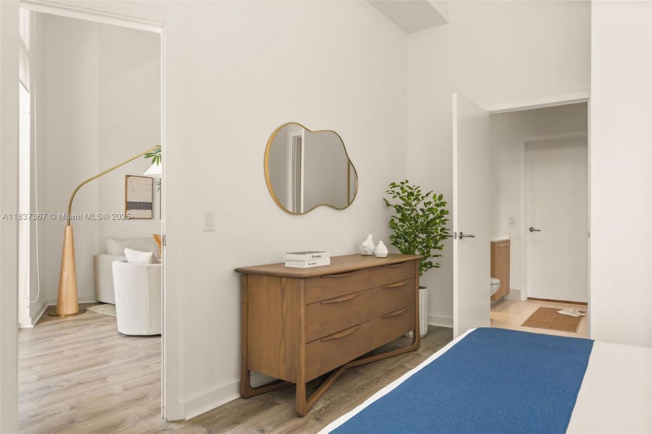 501 NE 31st St, Unit 410, Miami, FL 33137 Photo