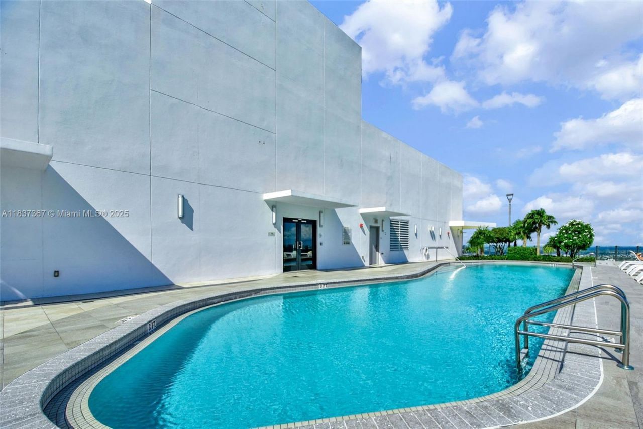 501 NE 31st St, Unit 410, Miami, FL 33137 Photo