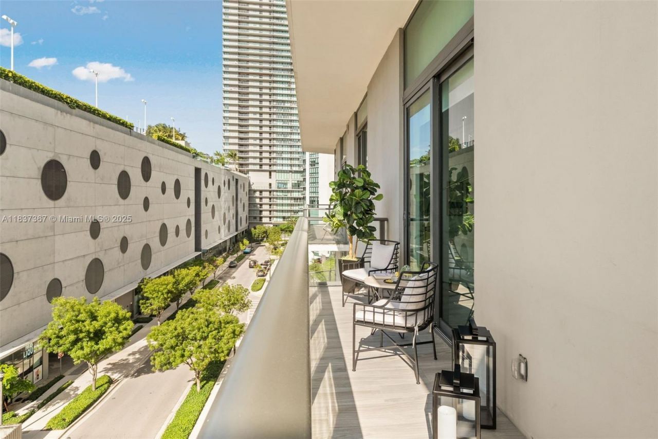 501 NE 31st St, Unit 410, Miami, FL 33137 Photo