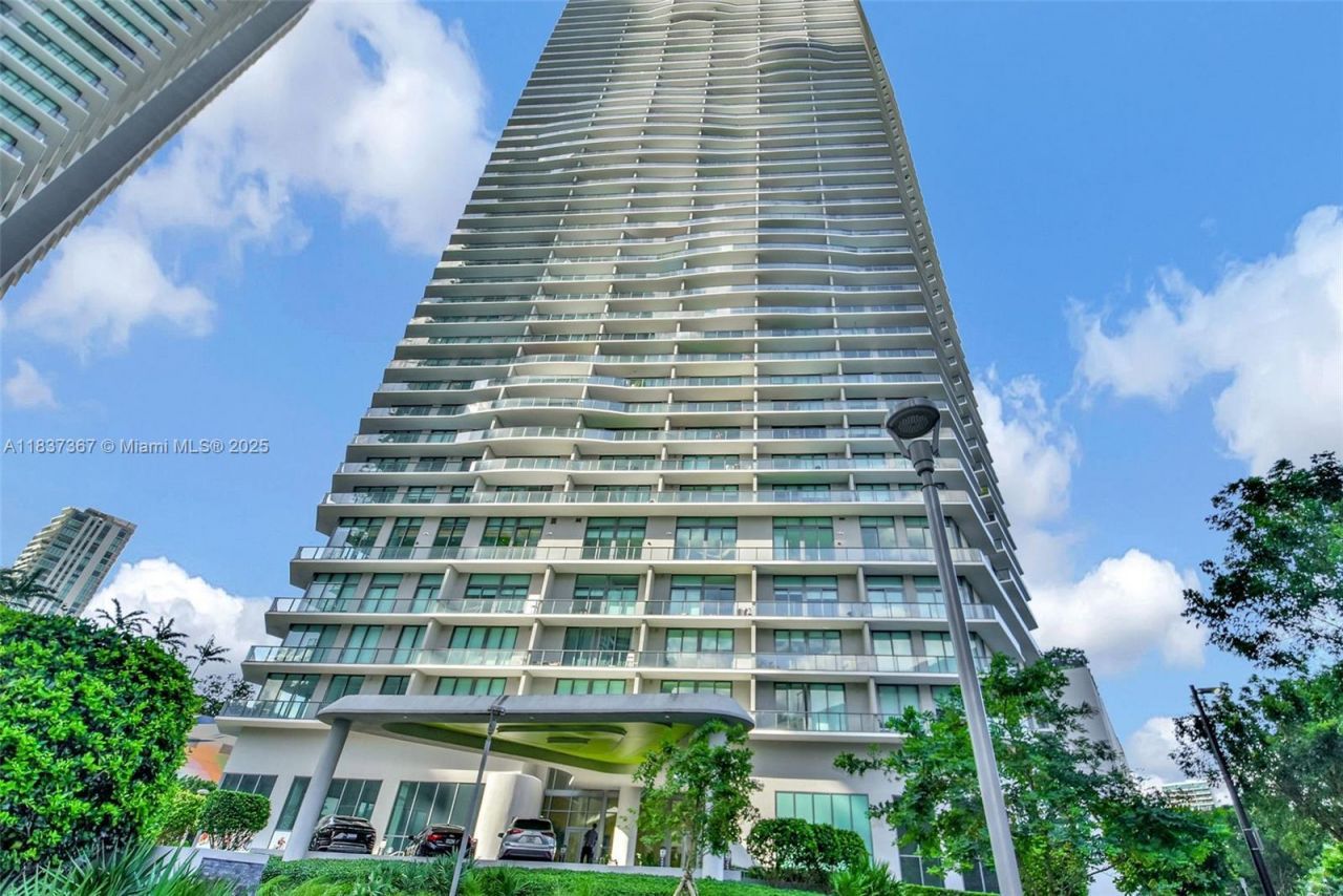 501 NE 31st St, Unit 410, Miami, FL 33137 Photo