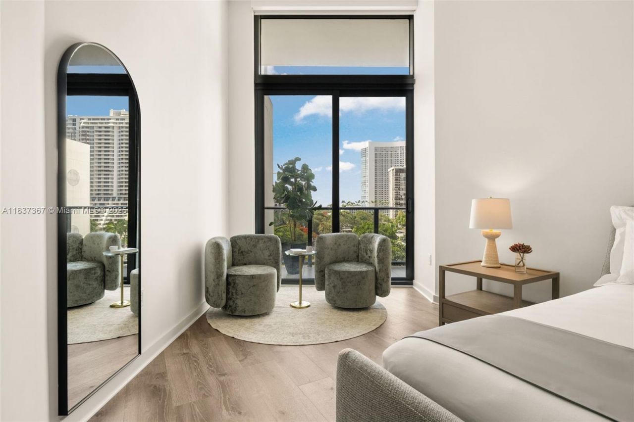 501 NE 31st St, Unit 410, Miami, FL 33137 Photo