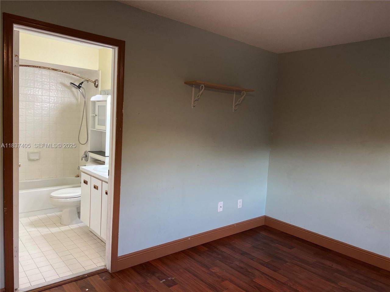 9850 Hammocks Blvd, Unit 107, Miami, FL 33196 Photo